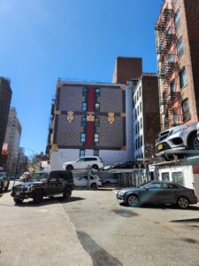 Eins der bekanntesten New Yorker Murals im Szene-Viertel SoHo: Die ständig wechselnde Gucci Werbung