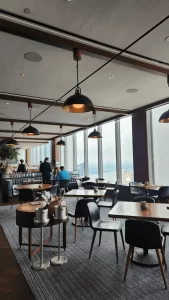 Das schicke und moderne Interieur des Manhatta