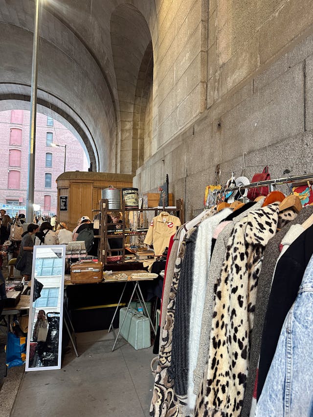 Brooklyn Flea Markt für Vintage Shopping New York